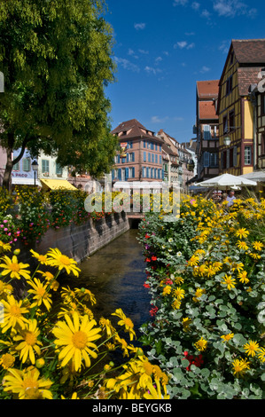 Petite Venise "Piccola Venezia" con waterside ristoranti Colmar Alsace Francia Foto Stock