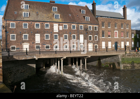 La casa Mulino, a tre mulini, Bromley-da-Bow costruito nel 1776, ha lavorato fino al 1940 e poiché ripristinato - un mulino di marea sul Lea Foto Stock