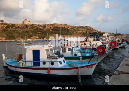 Il porto di Agios Georgios Pegeias nella parte occidentale di Cipro Foto Stock