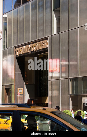 Trump Tower è un edificio per uffici e residenze ad uso misto situato a Midtown Manhattan sulla Fifth Avenue, New York City, USA Foto Stock