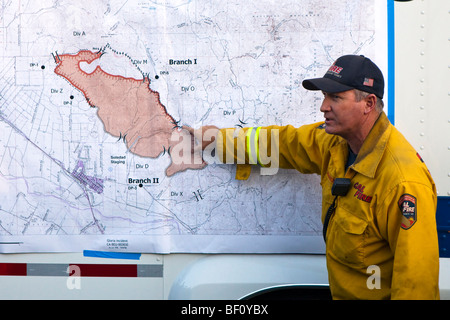 Wildland vigili del fuoco presso la California Gloria wildfire nella contea di Monterey. CALFIRE / CDF Foto Stock