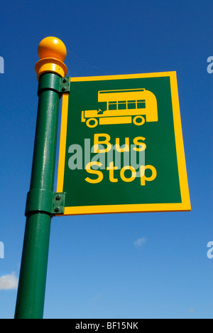 Fermata bus segno - Agosto 2009 Foto Stock