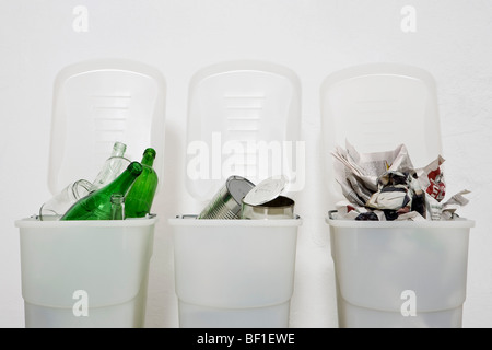 Tre scomparti di riciclaggio Foto Stock