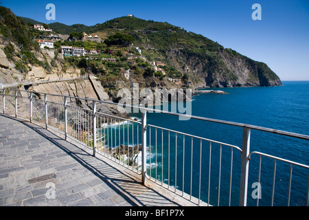 La via dell'Amore cammino di amore, sentiero costiero, Cinque Terre Liguria, Italia Foto Stock