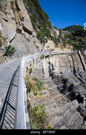 La via dell'Amore cammino di amore, sentiero costiero, Cinque Terre Liguria, Italia Foto Stock