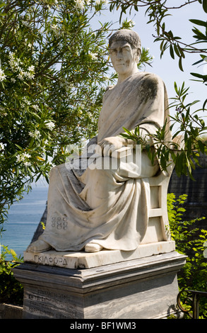 Statua di Federico Nord, il 5° Conte di Guilford (1766 - 1827), Corfu (Corfù) Foto Stock