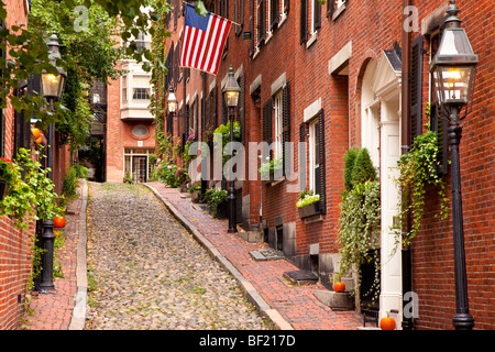 Famoso Acorn Street in Beacon Hill, Boston Massachusetts, STATI UNITI D'AMERICA Foto Stock