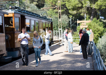 Ferrocarril de Sóller narrow guage railway da palma a Soller Maiorca Mallorca Spagna Spain Foto Stock