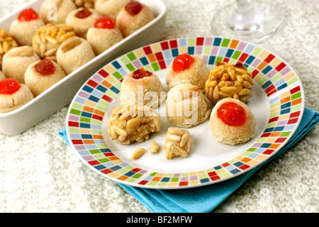 Un assortimento di "Panellets". Ricetta disponibile. Foto Stock