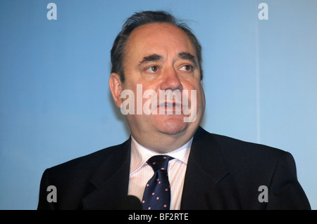 Alex Salmond MSP e leader del partito nazionalista scozzese e primo ministro per la Scozia. Foto Stock
