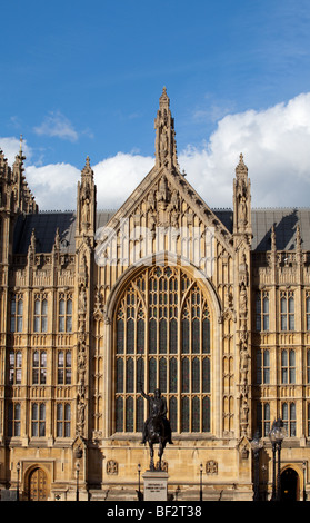 Statua di Richard il cuore di leone al di fuori del Parlamento, Londra Foto Stock