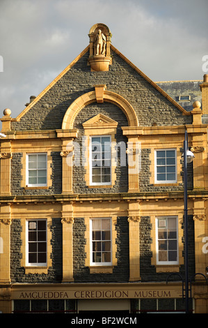 Amgueddfa Ceredigion Museum esterno precedentemente noto come il Colosseo music hall teatro edificato nel 1904 Aberystwyth Wales UK Foto Stock