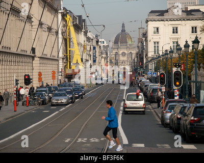 Koningstraat o Rue Royale a Bruxelles, in Belgio Foto Stock