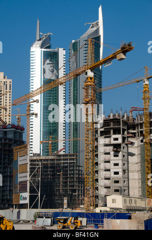 Elevato aumento edifici in Dubai Marina Foto Stock