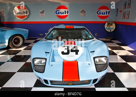 A Le Mans Golfo Ford GT40 garage ricreazione al 2009 Goodwood incontro, Sussex, Inghilterra, Regno Unito 2009 Foto Stock