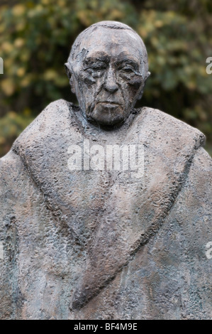 Statua di Konrad Adenauer, ritratto, Colonia, nella Renania settentrionale-Vestfalia, Germania, Europa Foto Stock