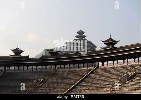 Kaili Stadium, Kaili Città, Qiandongnan Miao e Dong prefettura autonoma, Guizhou, Cina Foto Stock