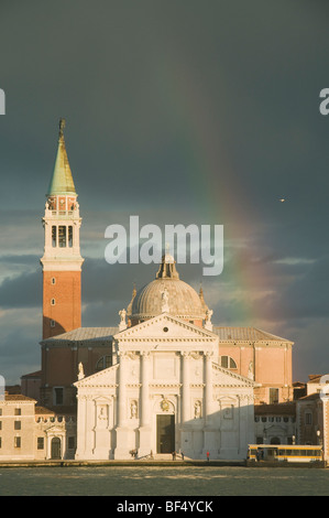 Chiesa di San Giorgio Maggiore al tramonto, Venezia, Italia Foto Stock