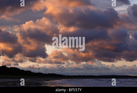 Mar Baltico appena prima del tramonto, Ruegen isola, Meclemburgo-Pomerania Occidentale, Germania, Europa Foto Stock