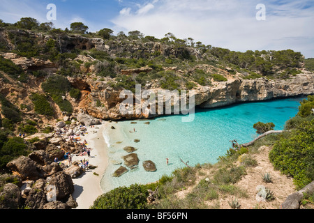 Spiaggia della Baia Caló d'es Moro vicino a Cala s'Almonia, Mallorca, Maiorca, isole Baleari, Mare mediterraneo, Spagna, Europa Foto Stock