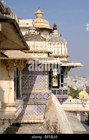 City palace di Udaipur, dettaglio Udaipur, Rajasthan, Nord India, India, Asia del Sud, Asia Foto Stock