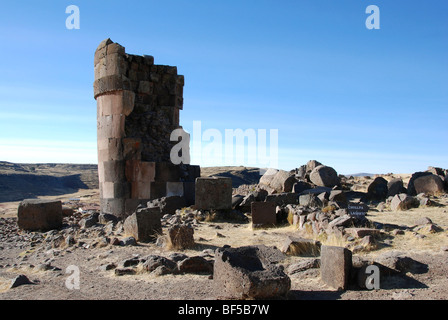 Chullpa, Sillustani, Inca insediamento, Quechua insediamento, Perù, Sud America, America Latina Foto Stock