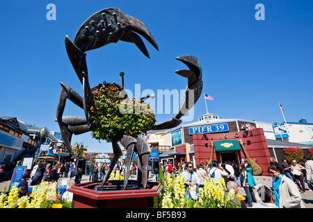 Il Granchio di metallo al Pier 39, San Francisco, California, USA, America Foto Stock