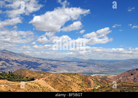 Paesaggio di Cajabamba, nelle Ande del nord del Perù Foto Stock