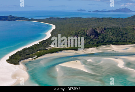 Vista aerea di Whitehaven Beach, Whitsunday Island, gancio destro Isola, Whitsunday Islands National Park, Queensland, Australia Foto Stock