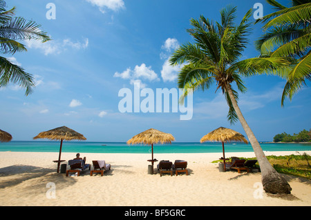 Pansea Beach, sull'Isola di Phuket, Thailandia, Asia Foto Stock