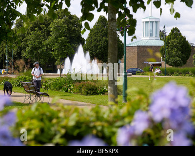 Vista su giardini di Broadway, Letchworth Garden City Foto Stock