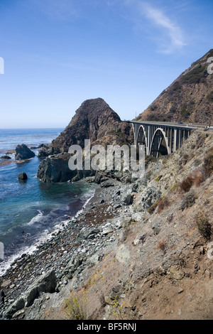 Bixby Creek il ponte di Arco, vicino a Big Sur in California, Stati Uniti d'America Foto Stock