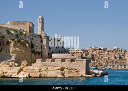 Malta Vittoriosa tre città di fronte la città fortificata di La Valletta Foto Stock