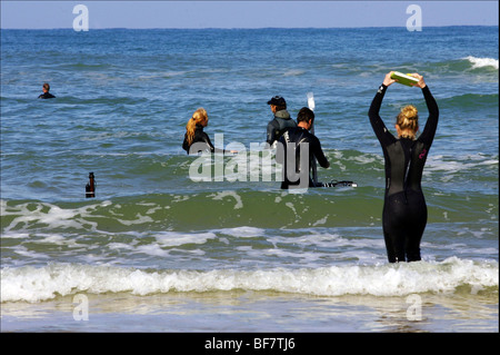 Gli scienziati sulla spiaggia di 'Truc vert' in Lège Cap Ferret (33) Foto Stock