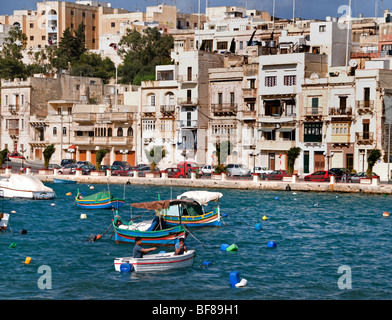 Malta Kalkara tre città di fronte la città fortificata di La Valletta Foto Stock