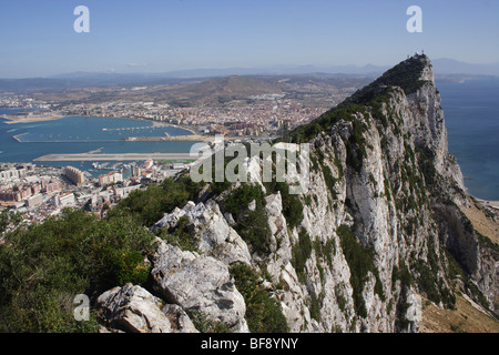 La parte superiore della roccia. La Rocca di Gibilterra, nella penisola iberica. Foto Stock