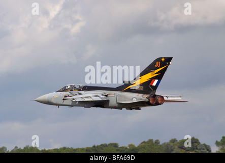 ZE734 Royal Air Force Panavia Tornado F3 jet fighter decollare da Fairford Foto Stock