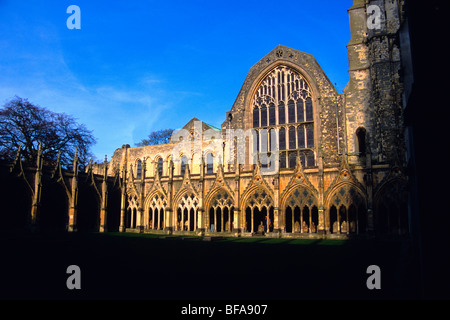 La Cattedrale di Canterbury; i chiostri e la Chapter House Foto Stock