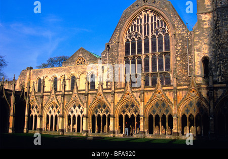 La Cattedrale di Canterbury; i chiostri e la Chapter House Foto Stock