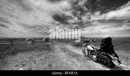 Motociclo su North Dakota Prairie Foto Stock