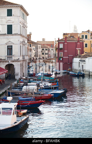 Canal Vena come vista dal Ponte Vigo a Chioggia, Veneto, Italia Foto Stock