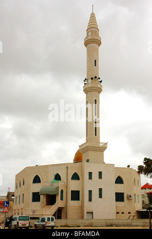 Israele Negev, Rahat beduino città istituito nel 1972. La Moschea Foto Stock