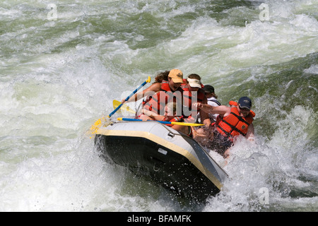 Whitewater Rafting il principale fiume Payette in a sudovest Idaho, Stati Uniti d'America. Foto Stock