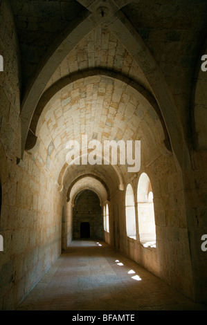 Chiostri nell'Abbazia Cistercense di Thoronet, Provence Sud della Francia Foto Stock