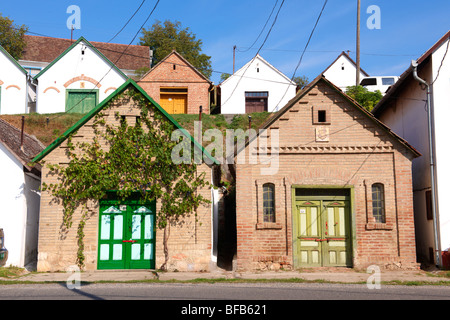 Villanykovesd cantine (vill nyk vesd pince ), Villany ( vill ny ) Ungheria. Foto Stock