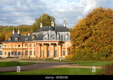 Bergpalais presso il castello di Pillnitz vicino a Dresda in Germania Foto Stock