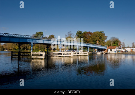 Cookham ponte sul Fiume Tamigi a Cookham, Berkshire, Regno Unito Foto Stock