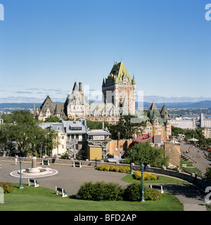 Vista su Fairmont Le Château Frontenac in Old Quebec City Foto Stock