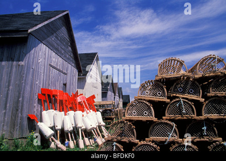 Le trappole a base di aragosta e boe, Judes punto, Prince Edward Island, Canada Foto Stock