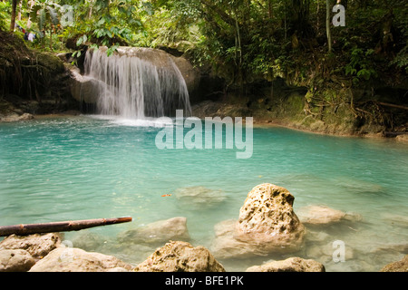 Kawasan cade in Badian è uno dei top attrazione naturale di Cebu. Foto Stock